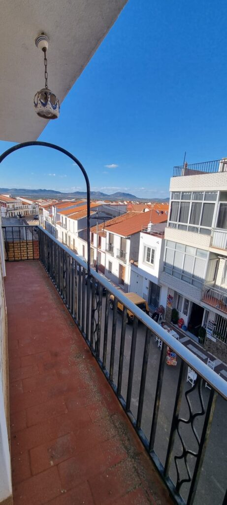 venta piso Monterrubio-balcón